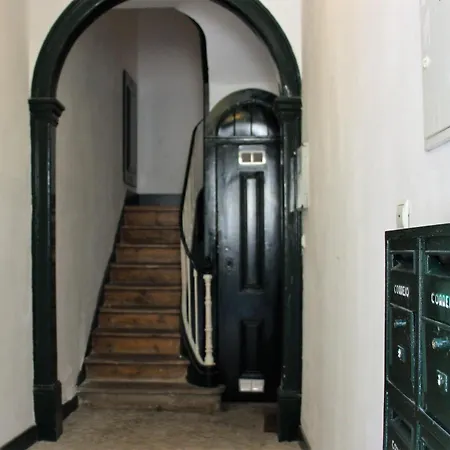 Apartment Sm1-happy At Hip Pr.real & Bair.alto + Private Patio! Lisbon